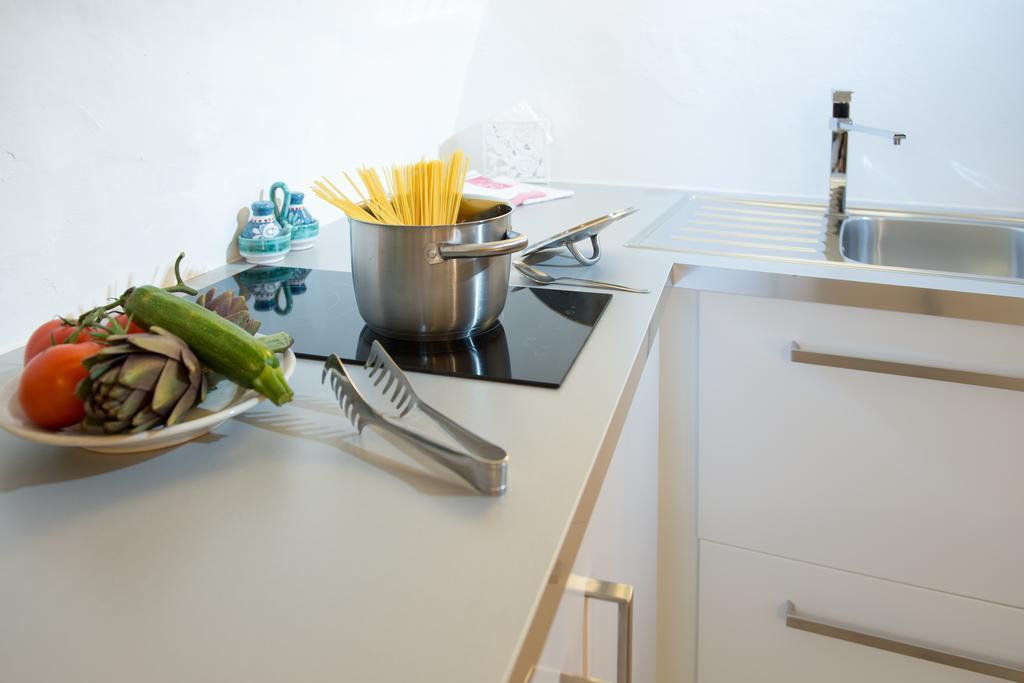 Residence Fink Central Apartments Bolzano Rum bild