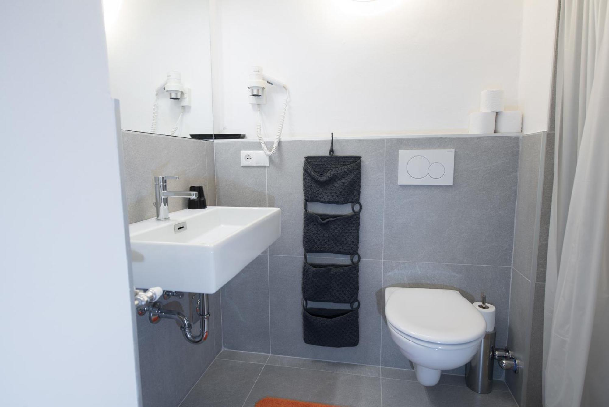 Residence Fink Central Apartments Bolzano Rum bild