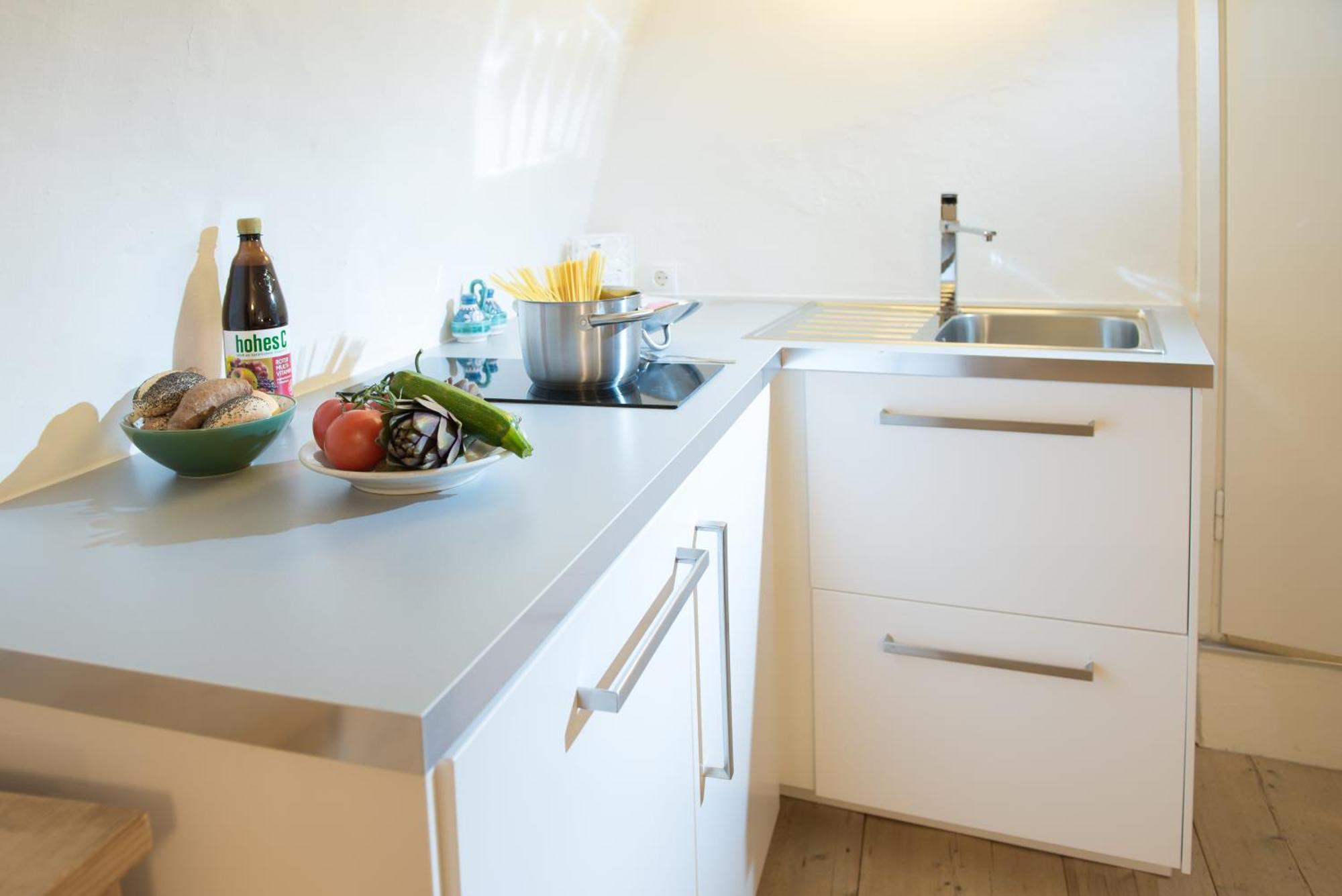 Residence Fink Central Apartments Bolzano Rum bild